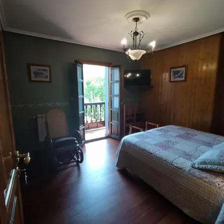 Villalen 酒店 Cuerres